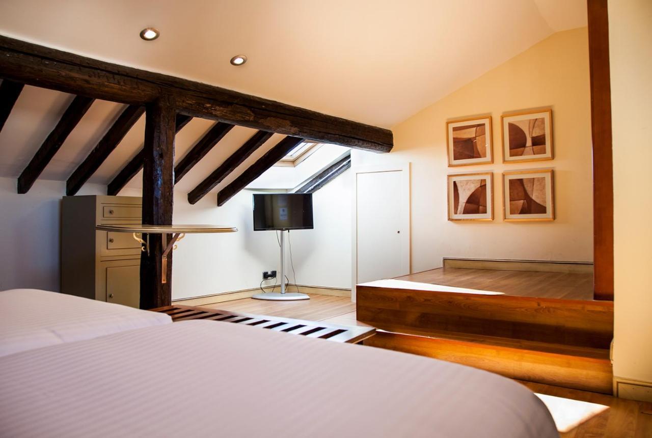 Hotel Soria Plaza Mayor Екстер'єр фото