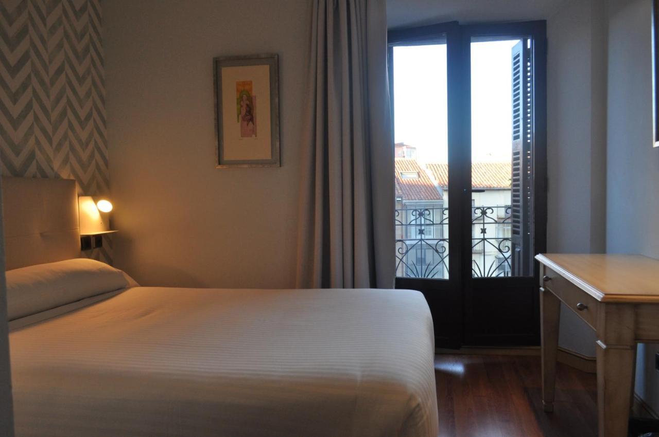 Hotel Soria Plaza Mayor Екстер'єр фото